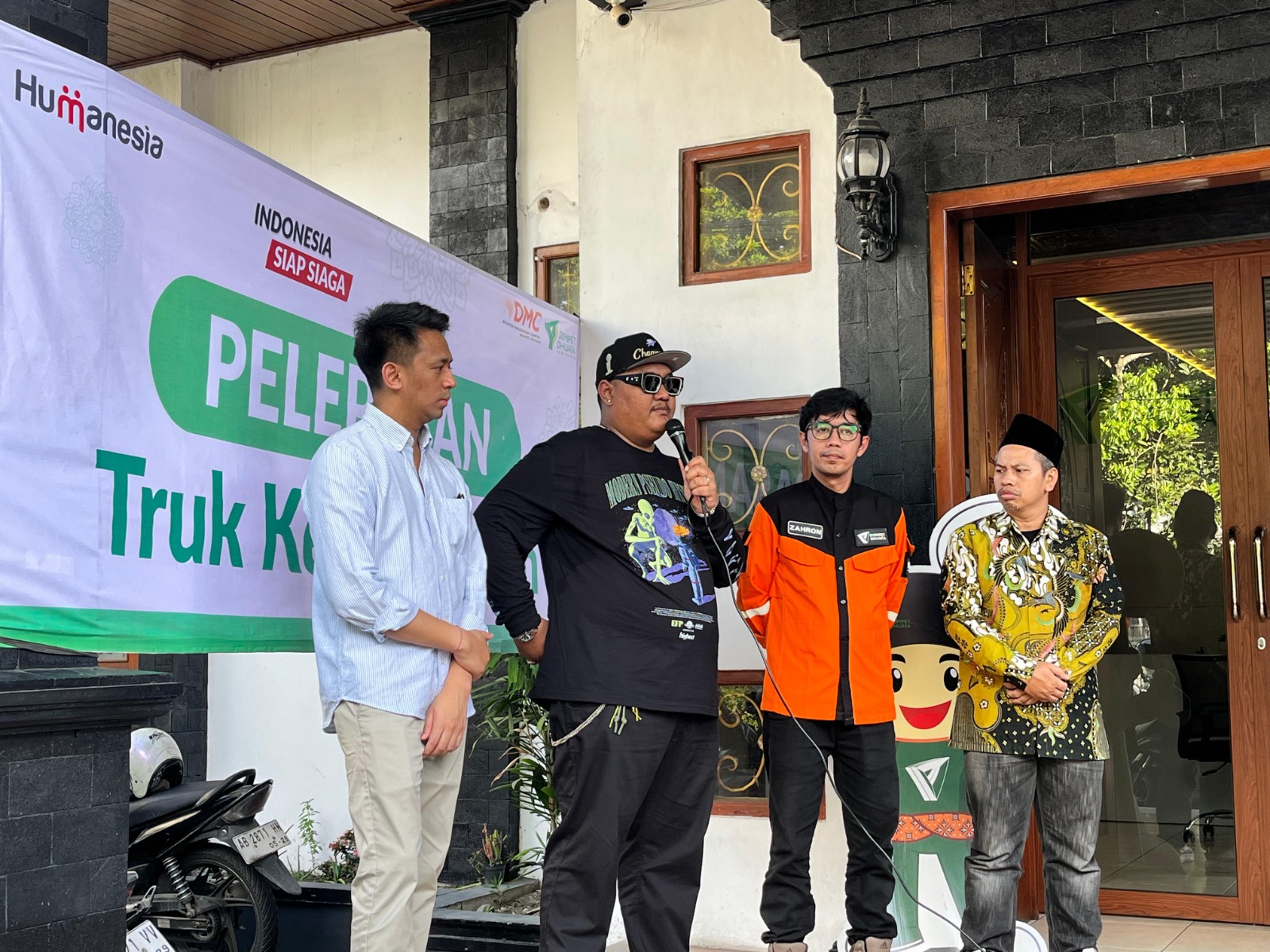 ngamen untuk sumatra ndarboy genk 3 dompet dhuafa