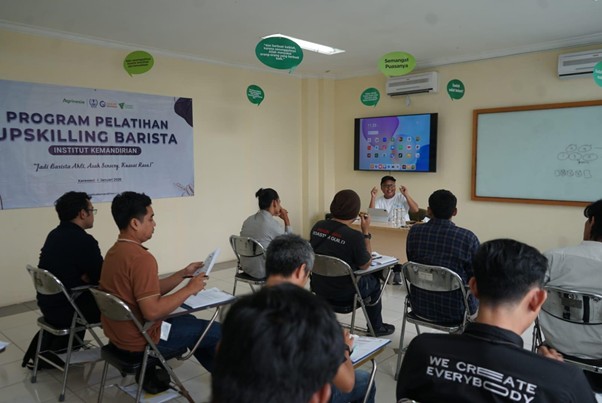 upskilling barista melalui dana zakat2 dompet dhuafa