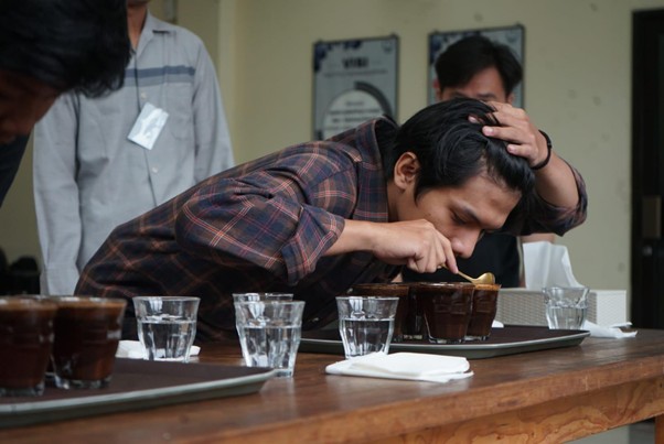 upskilling barista melalui dana zakat4 dompet dhuafa