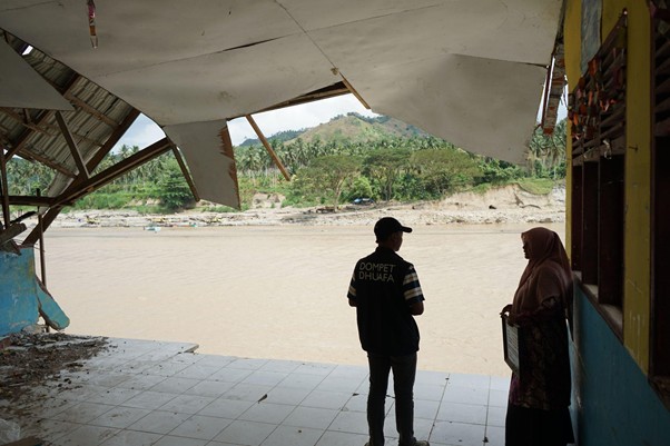 bantuandompetdhuafauntukgurudansiswasdn14juli2 dompet dhuafa