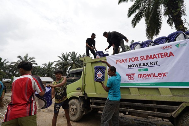 bantuan kemanusiaan mowilex7 dompet dhuafa