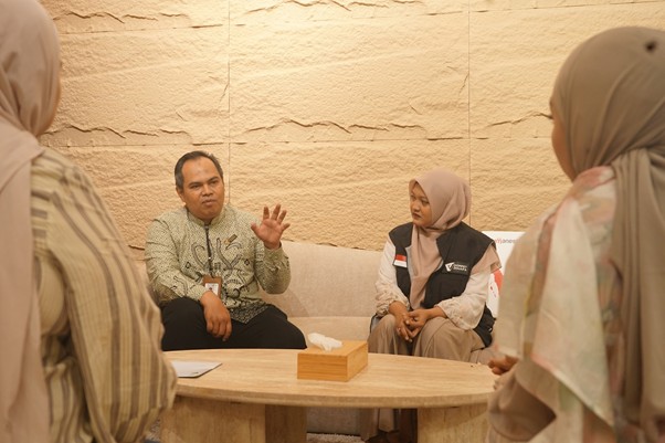 kami bantu sumatera5 dompet dhuafa Dian Mulyadi yang sedang menceritakan kondisi Sumatra pasca dua bulan bencana banjir dan tanah longsor melanda.