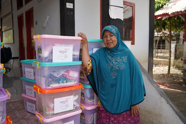 la galigo foundation salurkan paket ibu anak dan kebutuhan dasar1 dompet dhuafa