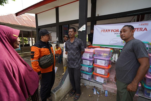 la galigo foundation salurkan paket ibu anak dan kebutuhan dasar6 dompet dhuafa