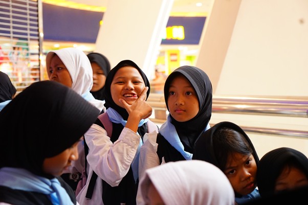 Keceriaan Tiara setelah bermain dan belajar di KidZania.
