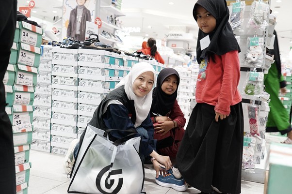 belanjabarengyatimsupermalkarawaci4 dompet dhuafa