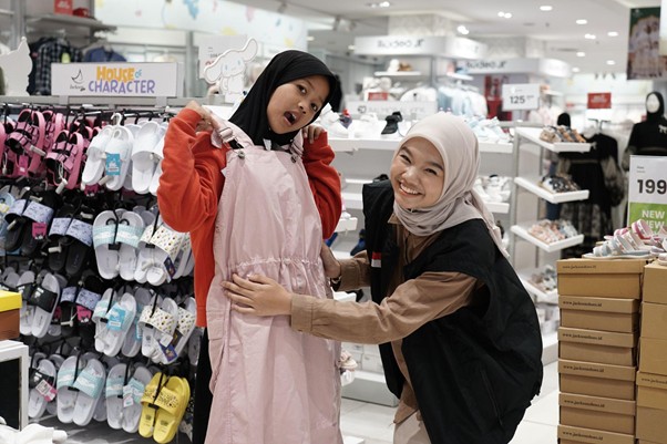 belanja bareng yatim supermal karawaci9 dompet dhuafa