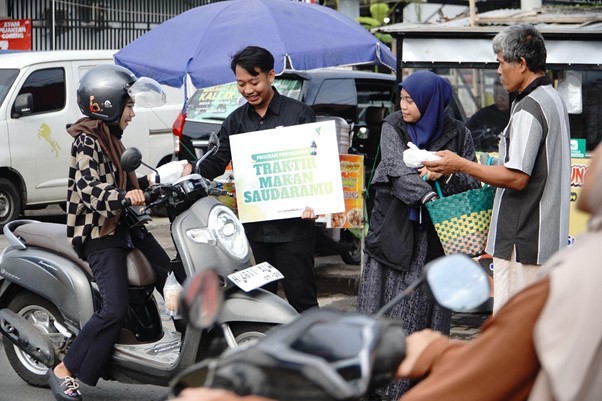 buka puasa gratis menu ayam geprek pak parjono1 dompet dhuafa