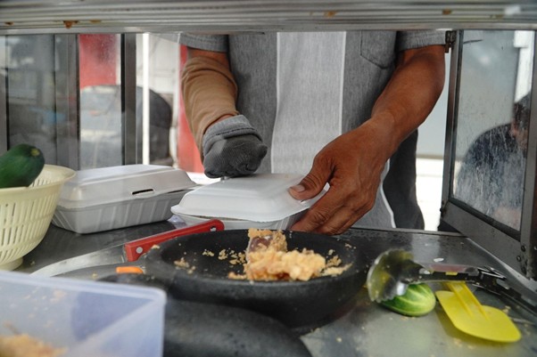 bukapuasagratismenuayamgeprekpakparjono6 dompet dhuafa