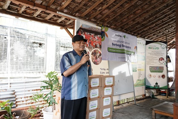bantuan modena untuk ibuibu tuna netra 2 dompet dhuafa Sambutan oleh Ketua PERTUNI Jakarta Timur, Mulyawan.