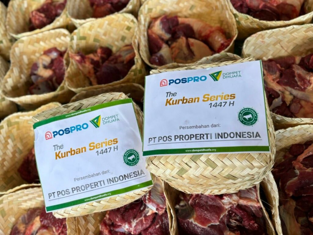 Woven baskets filled with kurban meat, each labeled 'The Kurban Series 1447 H' with POSPRO and PT POS PROPERTI INDONESIA branding.