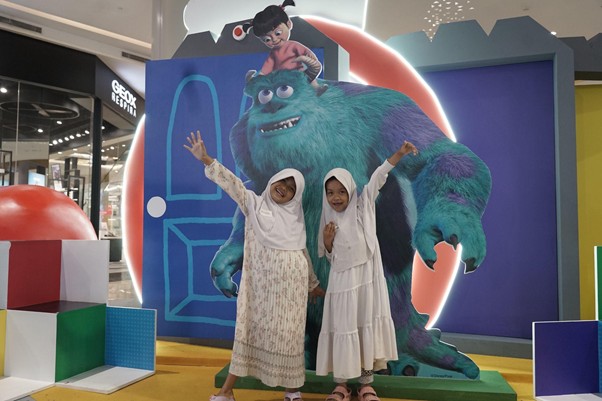 belanja bareng yatim trans studio mall cibubur 9 dompet dhuafa Antusias anak anak yatim saat mengikuti program Belanja Bareng Yatim kolaborasi antara Dompet Dhuafa dan SIT Nurul Akbar, Rabu (1/7/2026) di Transmart, Trans Studio Mall, Cibubur.