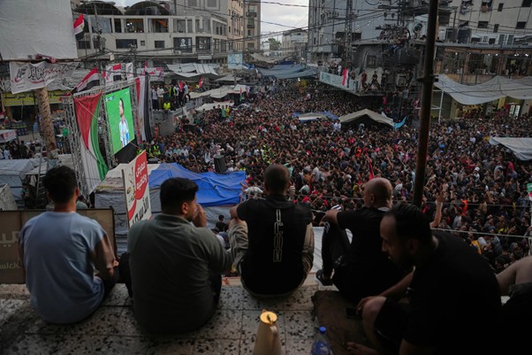 tokoh kemanusiaan gaza 2 dompet dhuafa Suasana saat warga Palestina menonton siaran langsung pertandingan sepak bola babak 16 besar Piala Dunia antara Argentina dan Mesir di Nuseirat, Jalur Gaza tengah, Selasa (7/7/2026). (Dok: AP/Abdel Kareem Hana)